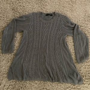 CABLE KNIT SWEATER
